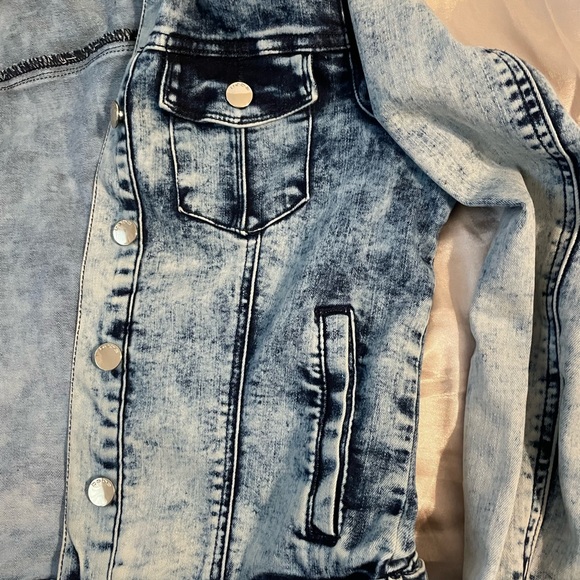 Bebe Jean jacket - Picture 3 of 8